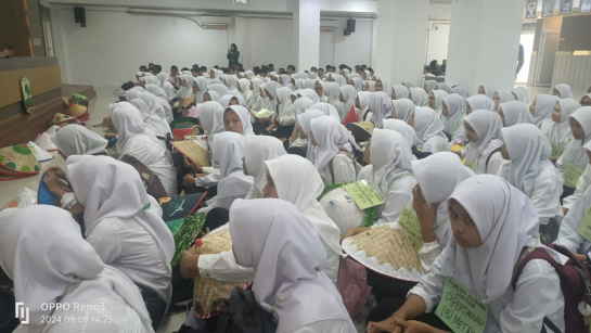 Pengenalan Lingkungan Kampus Mahasiswa Baru Prodi Penyuluhan Pertanian